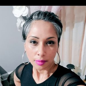 Meet your Posher, Luz chili